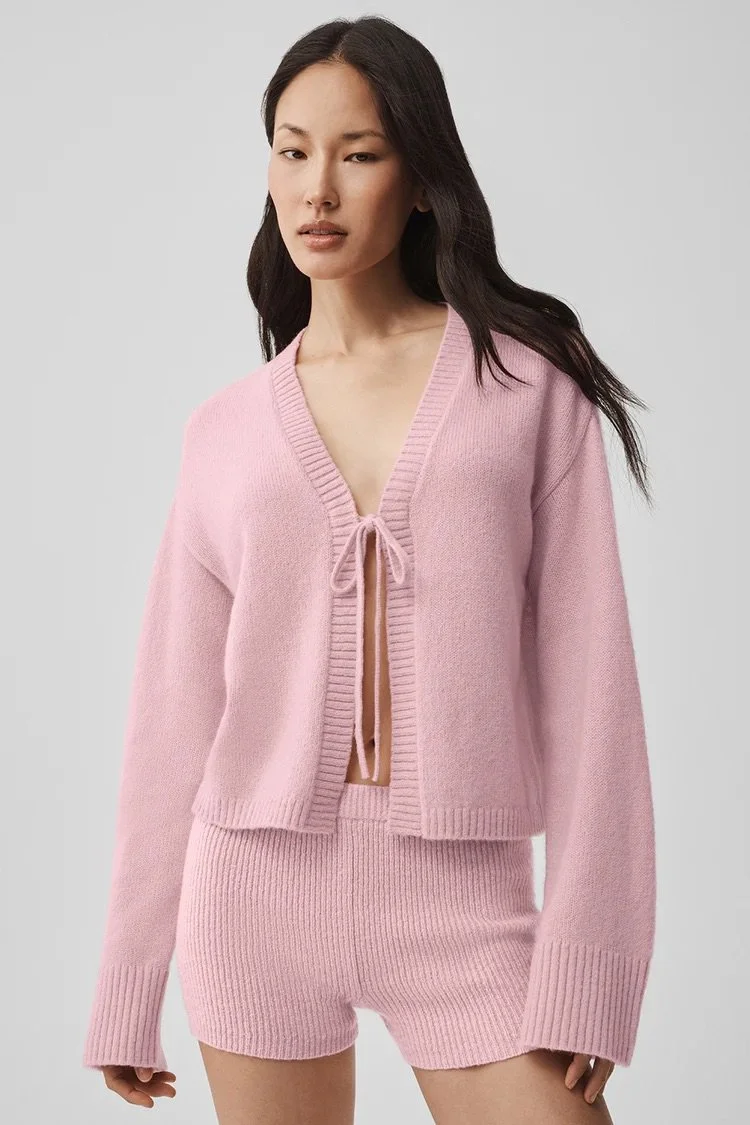 New Alo Yoga Vintage Pink Collection - March 2026 — EXTRA MAGIC